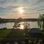 Prenocisce Cernosa Apartma Appartamento *