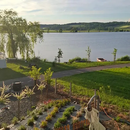 Prenocisce Cernosa Apartma アパート *