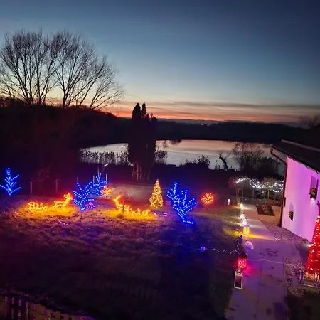 Prenocisce Cernosa Apartma Appartement