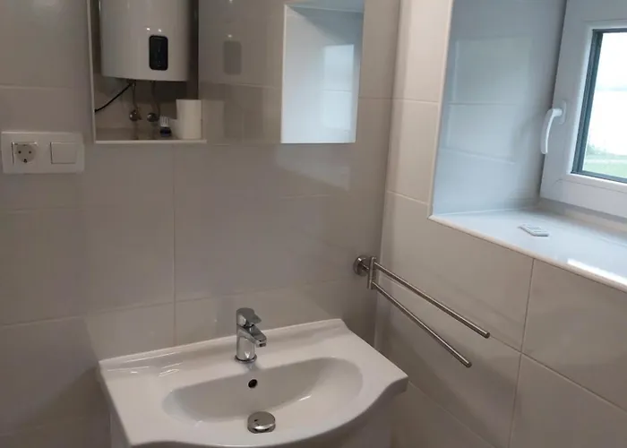 شقة Prenocisce Cernosa Apartma